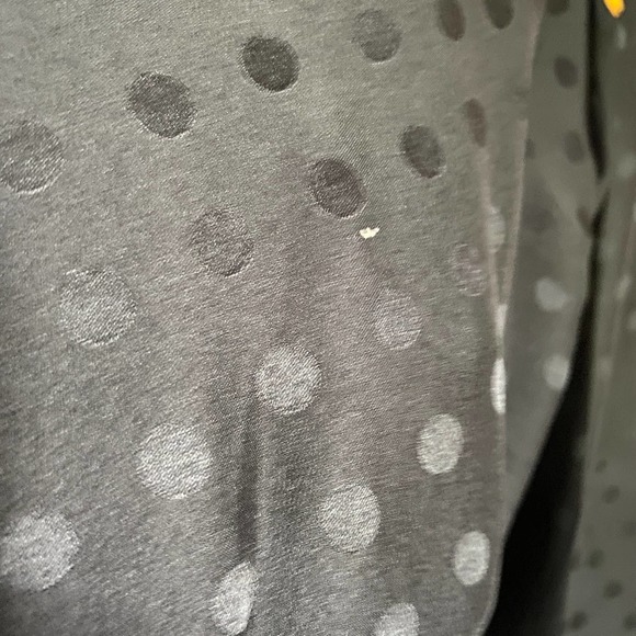 SOLD 🛒 Vintage Saks Fifth Avenue Blouse - Picture 7 of 8